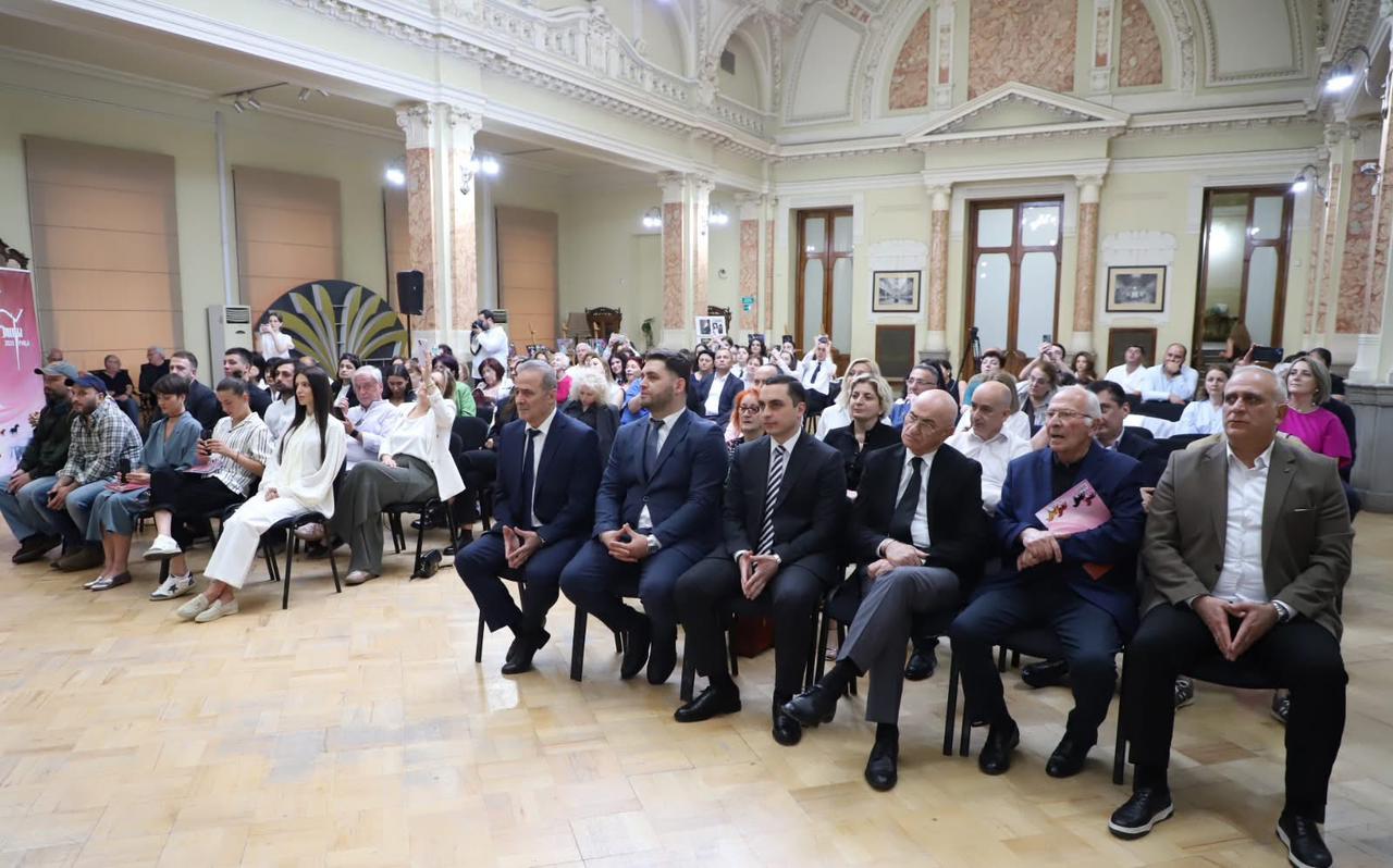 უმაღლესი საბჭოს წევრები ჟურნალ “რიწის” 50-ე წლის საიუბილეო ნომრის პრეზენტაციას და “მე აფხაზეთისთვის” 2025 წლის დაჯილდოების ცერემონიას დაესწრნენ